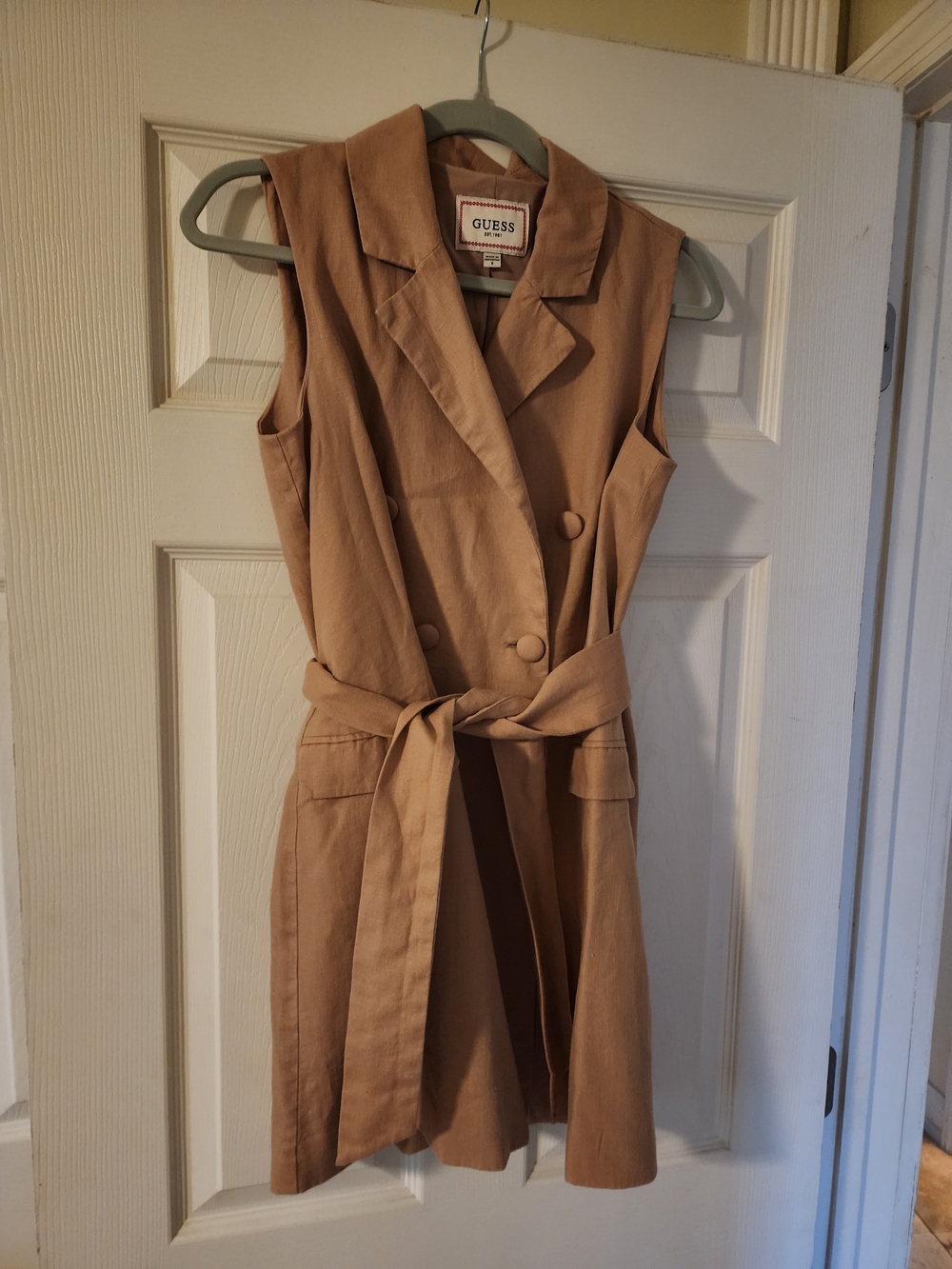 GUESS Sleeveless Double-Breasted Belted Dress in Tan